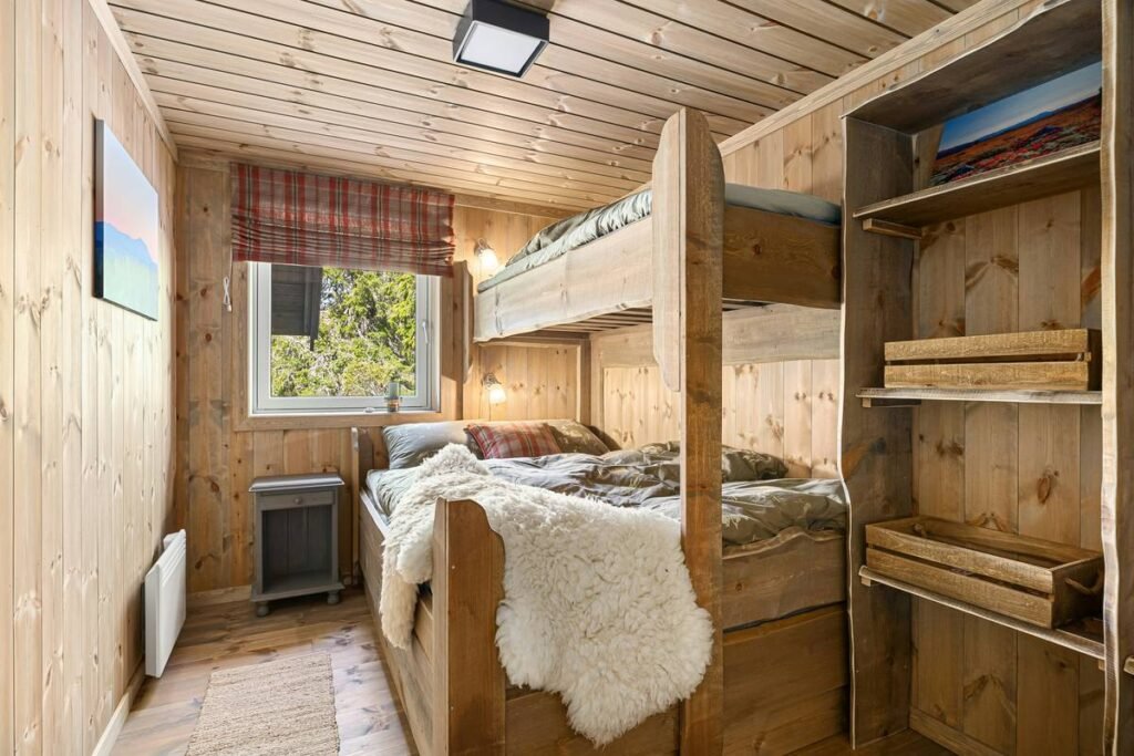 Bunk Bed Bedroom Ideas That Actually Work (No More Boring Kids’ Rooms!)
